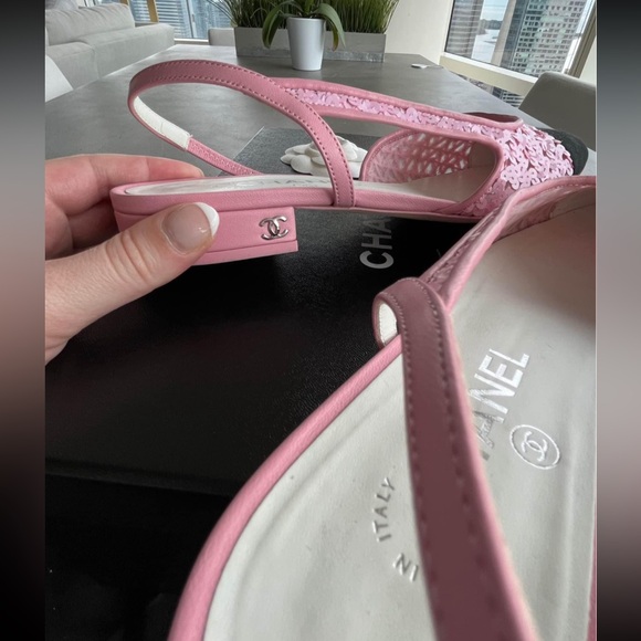 Authentic Chanel slingbacks - Picture 5 of 5